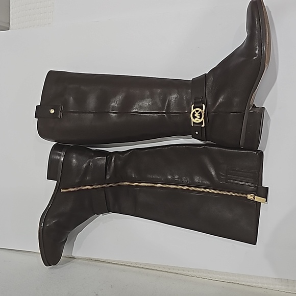 Michael Kors knee high boot Brown MK logo low heel Size 9 - Picture 11 of 11